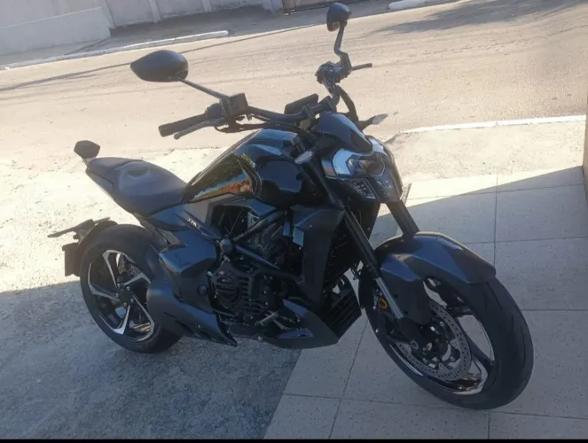 Vendo Suzuki zontes 350 novinha