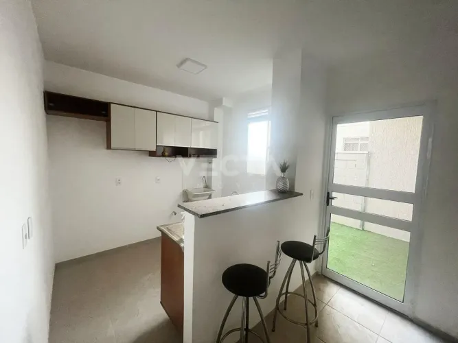Apartamento com quintal à venda, Zona Sul, Rio das Vertentes