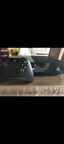 Xbox one fat com dois controles