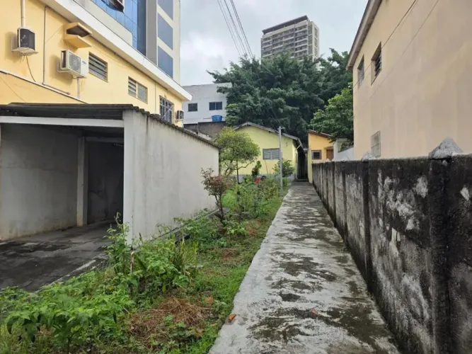 Terreno Comercial à Venda no Centro de Osasco