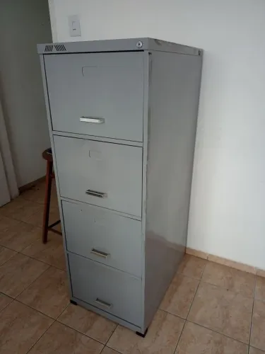 Armário arquivo de metal