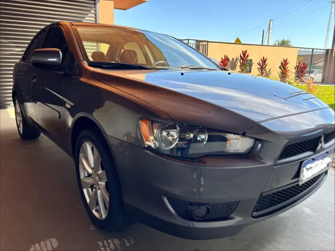Mitsubishi Lancer HLE 2.0 16V 160cv Aut. 2016