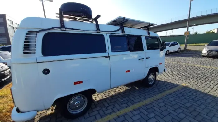 Volkswagen Kombi Standard 1.4 MI Total Flex 8V 2012