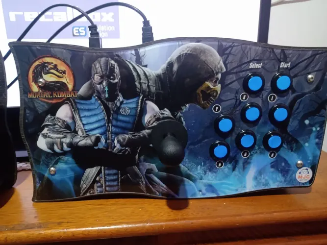 Vendo ou troco por vídeo game