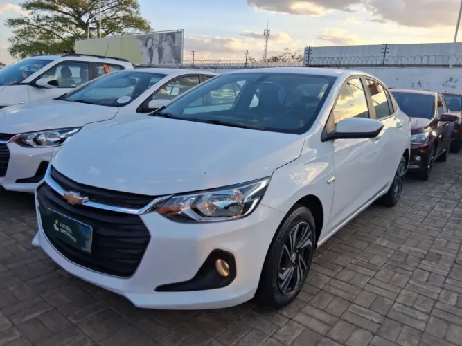 Chevrolet Onix Plus LT 1.0 12V Flex Mec. 4P 2024