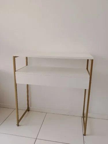 Vendo mesinha 200