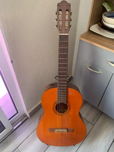 Violao yamaha novo