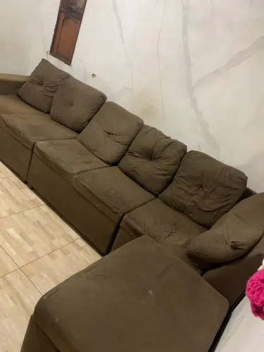 Vendo sofá de 5 Lugares + Baú