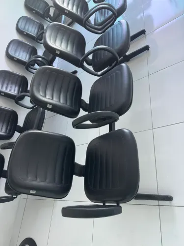Vendo cadeira longarina 