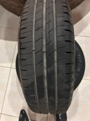 Pneu Goodyear efficientgrip 185x 65x15