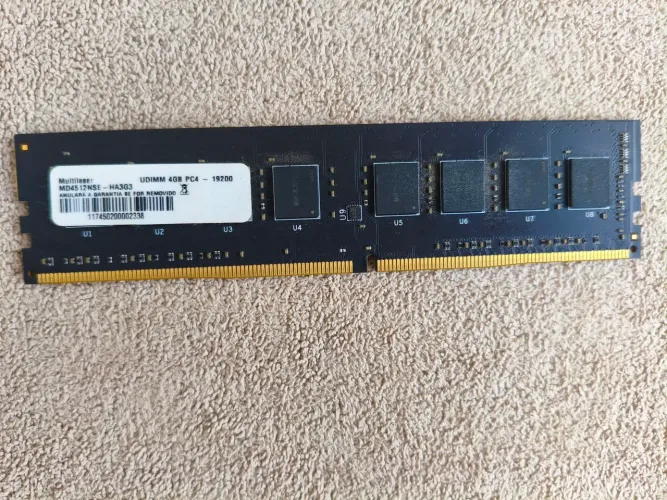 Memória RAM Desktop 4GB DDR4