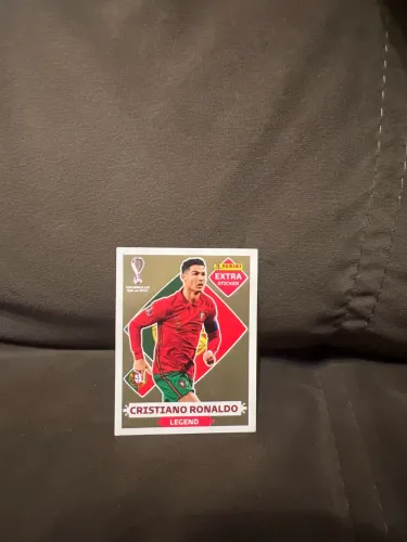 Figurinha do Cristiano Ronaldo de ouro de 2022