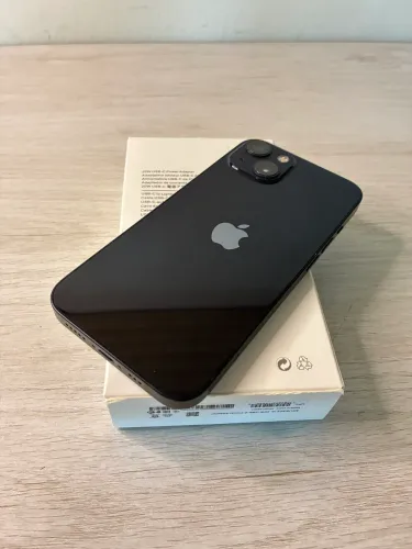 iPhone 13 - 256GB Conservado