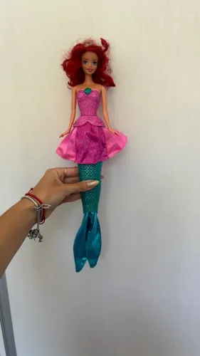 Barbie pequena sereia item de colecionador