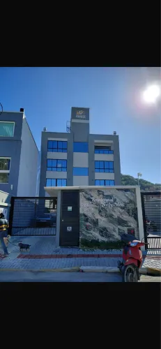 Preço baixou, Apartamento 2 quartos novo sem uso ,prédio só 4 andares com elevador !