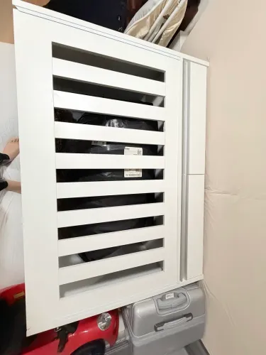 BERÇO PLANEJADO COM GRADE REMOVÍVEL.