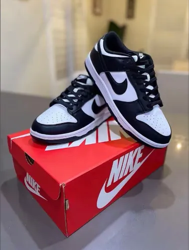 Tênis Nike dunk panda