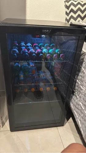 Frigobar EOS expositor 124l 