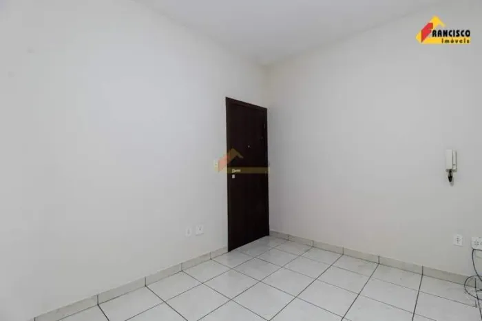 Apartamento para aluguel, 3 quartos, 1 suíte, 1 vaga, Santo Antônio - Divinópolis/MG
