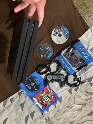 Ps4 PlayStation 4 Pro impecável ( aceita trocas )
