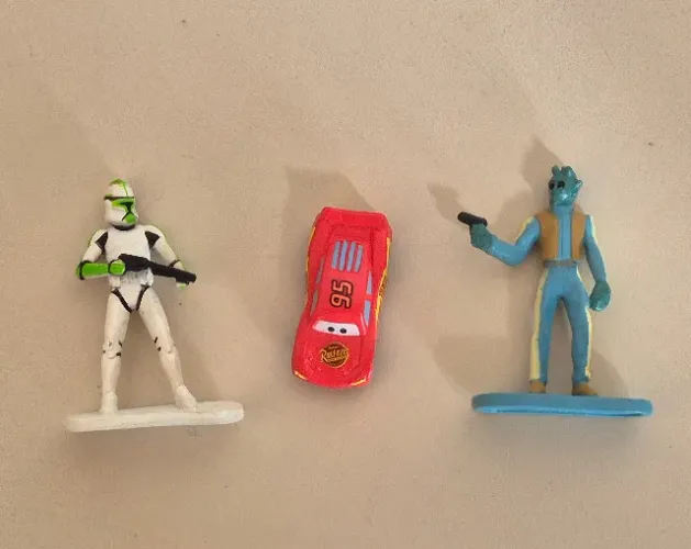 3 Miniaturas Disney Collector Pack Park Series - Carros e Star Wars