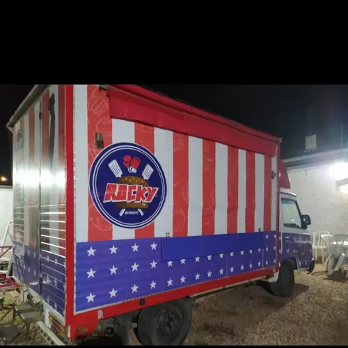 Vendo Food Truck ( Completo )
