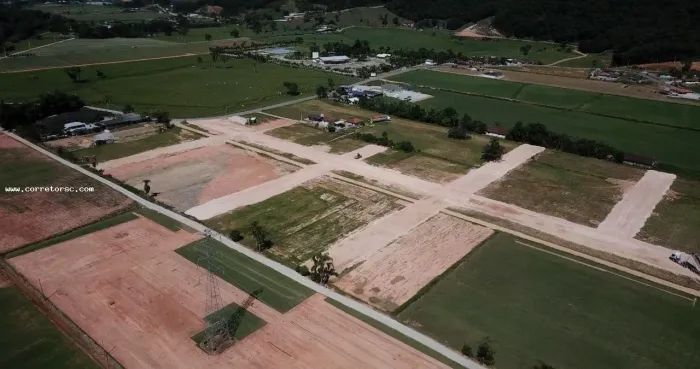 Terreno para Venda em Biguaçu, Centro