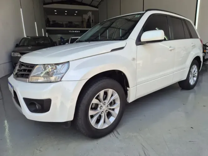 Suzuki Grand Vitara 2.0 16V 4x2/4x4 5P Aut. 2013