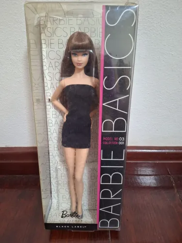 Barbie Basics Blabk Label model 03 collection 001 Nova na caixa