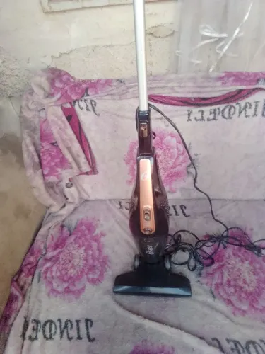 Vendo aspirador de pó limpa sua casa