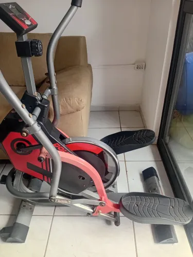 Vendo um  Elíptico  da Polishop