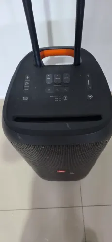 JBL partybox 310. Estou vendendo bem barato... aproveitem chama no Zap *
