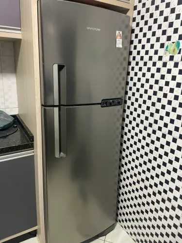 Geladeira nova sem defeito Brastemp 