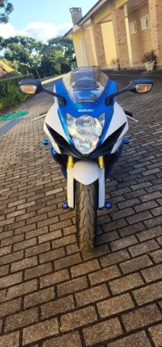 Suzuki GSX-R 750 SRAD 2014/2015 ? R$ 55.000