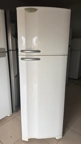 Geladeira Eletrolux Duplex super conservada