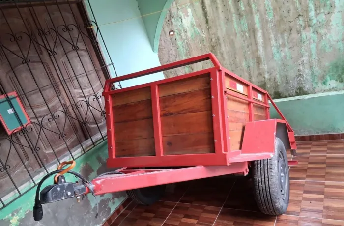 CARROCINHA SEMI NOVA, USADA POUCAS VEZES, COM INSTALAÇÃO, QUITADA E SELADA.