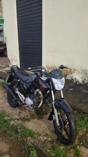 Titan 150cc 2014 ex, em perfeita conservação R$12.500