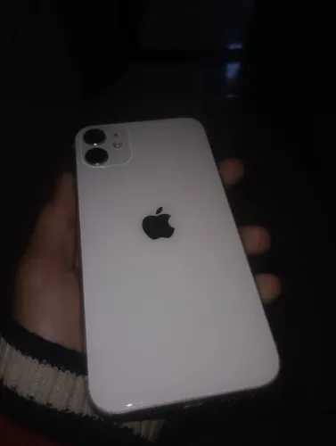 iPhone 11 normal 64 GB tela original e bateria original trocada