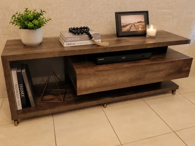 RACK / PAINEL PARA TV EM MADEIRA ? EXCELENTE ESTADO