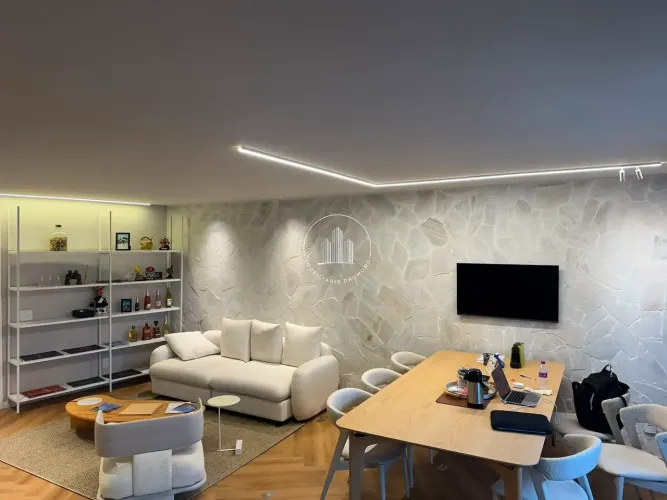 Sala Comercial no Centro de Florianópolis - 100% mobiliada - JMS