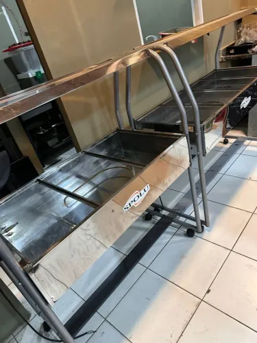 ? Buffet térmico Spolu em inox seminovo!