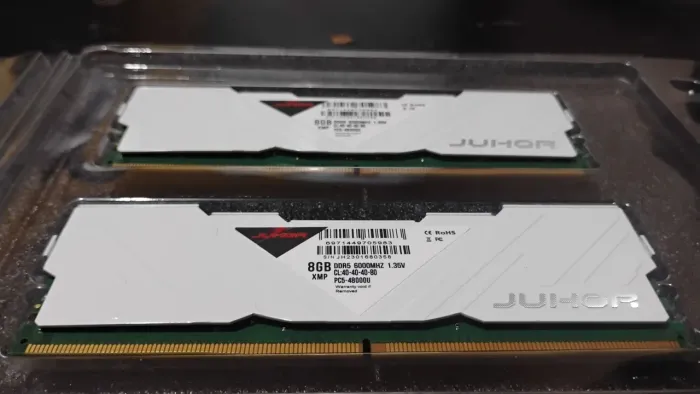 Memória RAM Juhor DDR5 16gb (2x8)