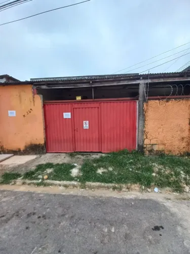 alugo esta casa