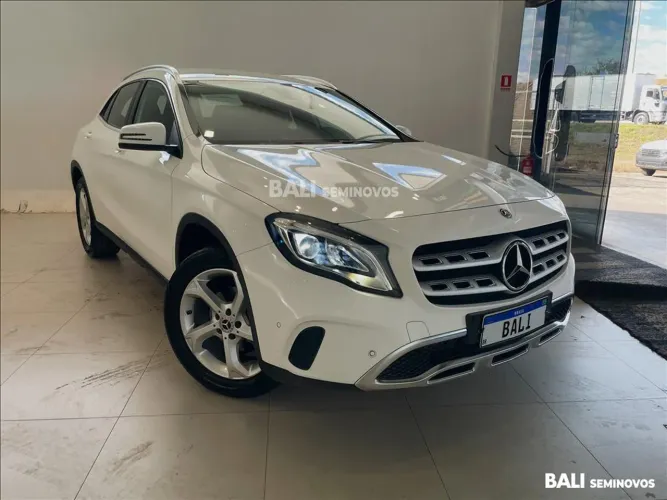 Mercedes-Benz GLA 200 Adv. 1.6/1.6 TB 16V Flex Aut. 2020