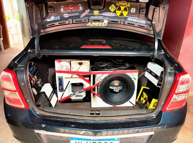 SOM AUTOMOTIVO 