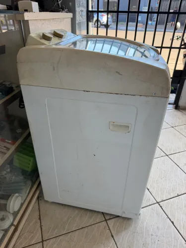 VENDO MÁQUINA DE LAVAR ROUPAS BRASTEMP 11KG