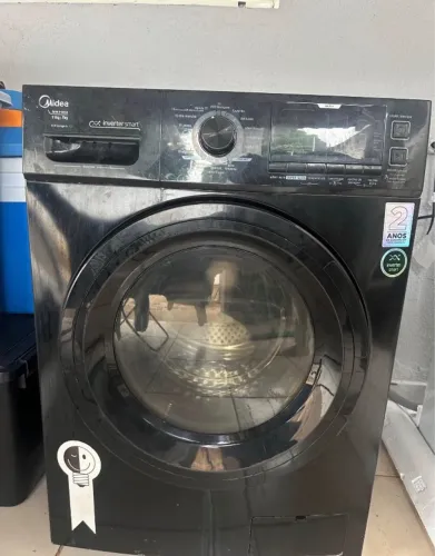 LEIA O ANÚNCIO: Máquina com defeito