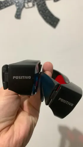 Dois Óculos 3D Positivo