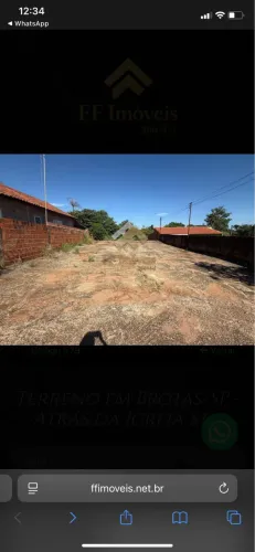 Vende se excelente terreno na cidade de Brotas,região central (atrás da igreja Santa Cruz)
