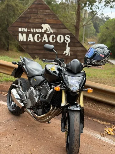 CB 600F HORNET